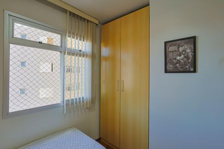 Apartamento à venda com 3 quartos, 85m² em Estoril, Belo Horizonte