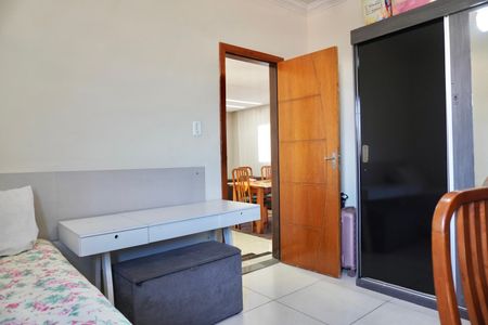 Apartamento para alugar com 90m², 2 quartos e sem vagaQuarto 