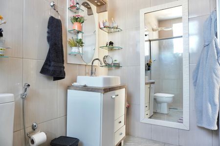 Apartamento para alugar com 90m², 2 quartos e sem vagaSuíte - Banheiro  