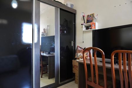 Apartamento para alugar com 90m², 2 quartos e sem vagaQuarto 