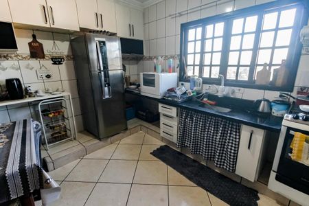 Casa para alugar com 140m², 3 quartos e 2 vagasCozinha - Armários