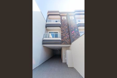 Casa à venda com 185m², 3 quartos e 4 vagas Casa à venda com 185m², 3 quartos e 4 vagasGaragem