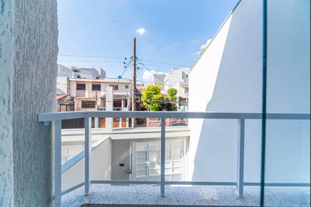 Casa à venda com 185m², 3 quartos e 4 vagas Casa à venda com 185m², 3 quartos e 4 vagasVaranda da Sala