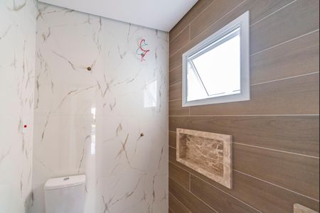 Casa à venda com 185m², 3 quartos e 4 vagas Casa à venda com 185m², 3 quartos e 4 vagasBanheiro do Quarto 2
