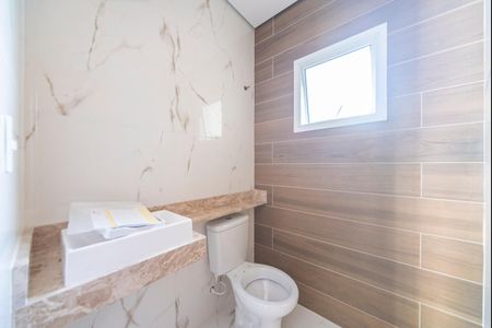 Casa à venda com 185m², 3 quartos e 4 vagas Casa à venda com 185m², 3 quartos e 4 vagasLavabo
