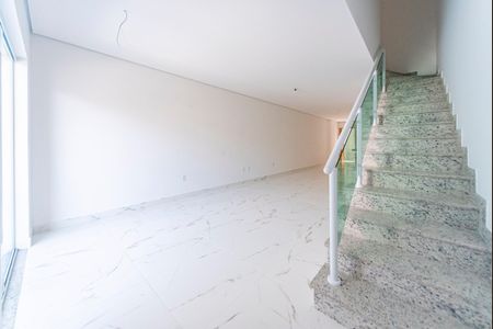 Sala de casa à venda com 3 quartos, 185m² em Vila América, Santo André