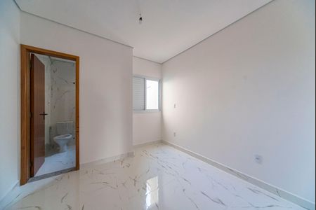 Casa à venda com 185m², 3 quartos e 4 vagas Casa à venda com 185m², 3 quartos e 4 vagasQuarto 2