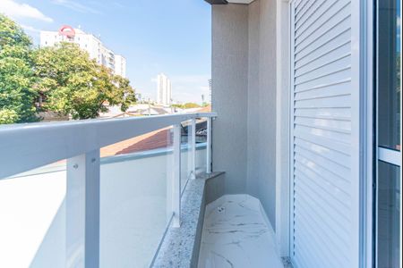 Casa à venda com 185m², 3 quartos e 4 vagas Casa à venda com 185m², 3 quartos e 4 vagasVaranda do Quarto 3