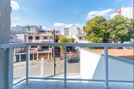 Casa à venda com 185m², 3 quartos e 4 vagas Casa à venda com 185m², 3 quartos e 4 vagasVaranda do Quarto 3