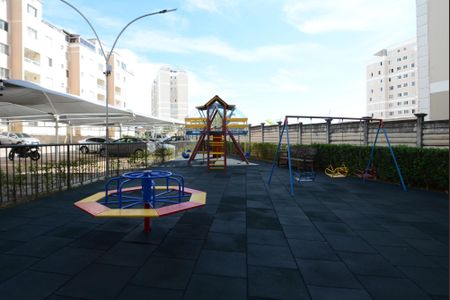 Apartamento para alugar com 47m², 2 quartos e 1 vaga Apartamento para alugar com 47m², 2 quartos e 1 vagaÁrea comum - Playground