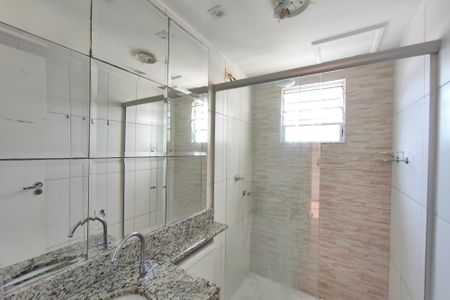 Apartamento para alugar com 47m², 2 quartos e 1 vaga Apartamento para alugar com 47m², 2 quartos e 1 vagaBanheiro