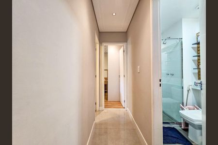 Apartamento à venda com 68m², 2 quartos e 1 vaga Apartamento à venda com 68m², 2 quartos e 1 vagaCorredor