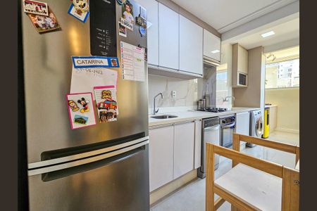 Apartamento à venda com 68m², 2 quartos e 1 vaga Apartamento à venda com 68m², 2 quartos e 1 vagaCozinha