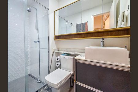 Apartamento à venda com 68m², 2 quartos e 1 vaga Apartamento à venda com 68m², 2 quartos e 1 vagaBanheiro da Suíte