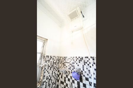 Apartamento à venda com 150m², 4 quartos e 3 vagasChuveiro