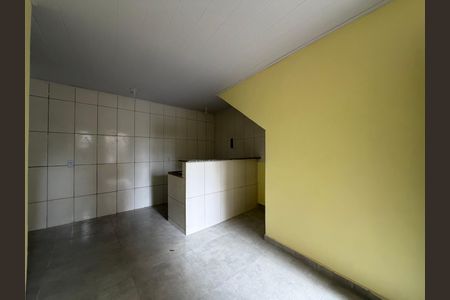 Sala de kitnet/studio para alugar com 2 quartos, 48m² em Taquara, Rio de Janeiro