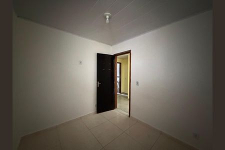 Quarto 1 de kitnet/studio para alugar com 2 quartos, 48m² em Taquara, Rio de Janeiro