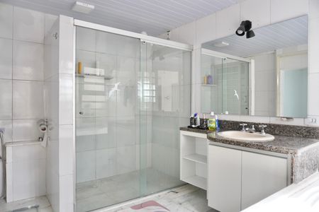 Apartamento à venda com 178m², 3 quartos e 1 vagaSuíte 2 - Banheiro 