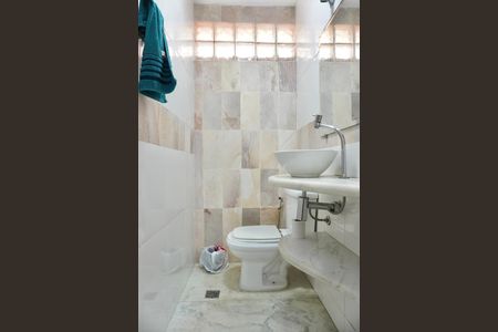 Apartamento à venda com 178m², 3 quartos e 1 vagaBanheiro Social