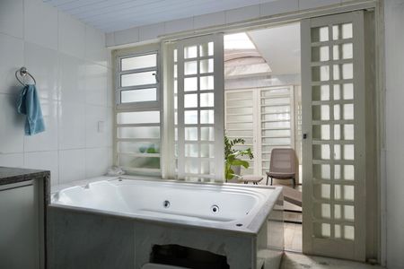 Apartamento à venda com 178m², 3 quartos e 1 vagaSuíte 2 - Banheiro 