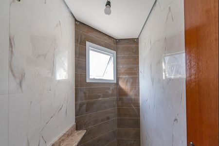 Casa à venda com 140m², 3 quartos e 3 vagas Casa à venda com 140m², 3 quartos e 3 vagasLavabo