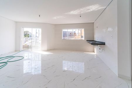 Casa à venda com 140m², 3 quartos e 3 vagas Casa à venda com 140m², 3 quartos e 3 vagasCozinha