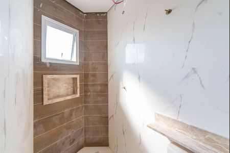 Casa à venda com 140m², 3 quartos e 3 vagas Casa à venda com 140m², 3 quartos e 3 vagasBanheiro do Quarto 1