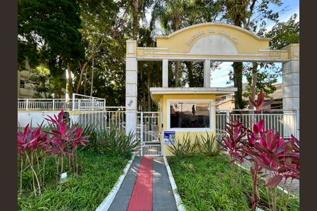 Apartamento para alugar com 59m², 2 quartos e 1 vaga Apartamento para alugar com 59m², 2 quartos e 1 vagaFachada