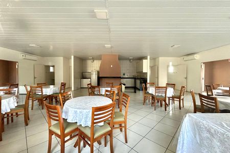 Apartamento para alugar com 59m², 2 quartos e 1 vaga Apartamento para alugar com 59m², 2 quartos e 1 vagaÁrea comum - Salão de festas
