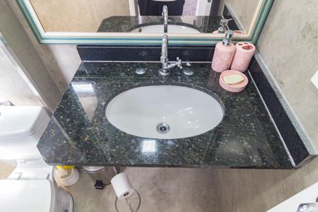 Apartamento para alugar com 40m², 1 quarto e sem vagaDetalhe - Banheiro