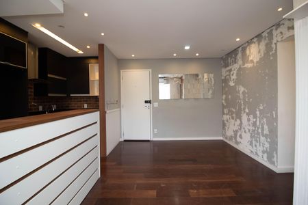 Sala de apartamento à venda com 2 quartos, 58m² em Jardim Flor da Montanha, Guarulhos