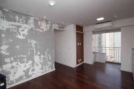 Sala de apartamento à venda com 2 quartos, 58m² em Jardim Flor da Montanha, Guarulhos