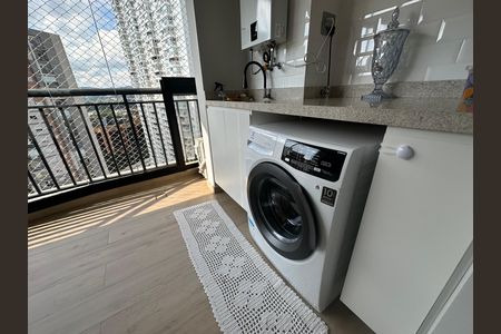 Apartamento à venda com 65m², 2 quartos e 2 vagasÁrea de Serviço