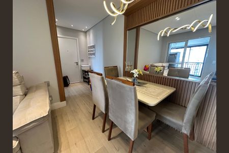 Apartamento à venda com 65m², 2 quartos e 2 vagasSala