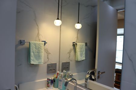Apartamento à venda com 65m², 2 quartos e 2 vagasBanheiro