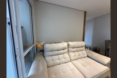 Apartamento à venda com 65m², 2 quartos e 2 vagasSala