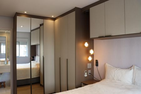 Apartamento à venda com 65m², 2 quartos e 2 vagasSuíte