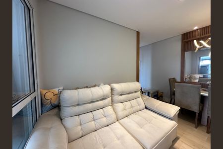Apartamento à venda com 65m², 2 quartos e 2 vagasSala