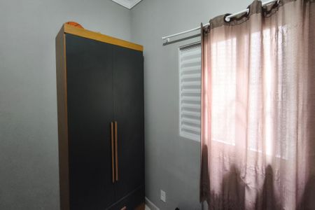 Casa à venda com 120m², 3 quartos e 2 vagasQuarto 3