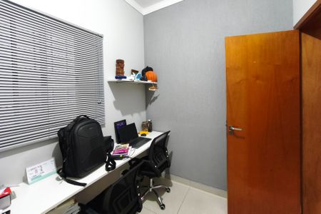 Casa à venda com 120m², 3 quartos e 2 vagasQuarto 2