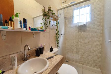 Casa à venda com 120m², 3 quartos e 2 vagasBanheiro Social