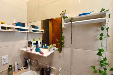 Casa à venda com 120m², 3 quartos e 2 vagasBanheiro Social