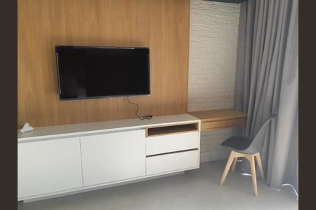 Foto 05 de apartamento para alugar com 1 quarto, 42m² em Campo Belo, São Paulo