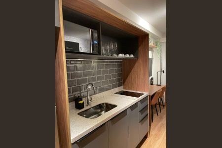Foto 01 de apartamento para alugar com 1 quarto, 30m² em Indianópolis, São Paulo
