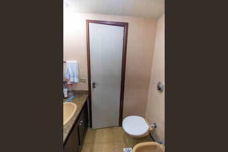 Apartamento à venda com 250m², 3 quartos e 2 vagasBanheiro Social