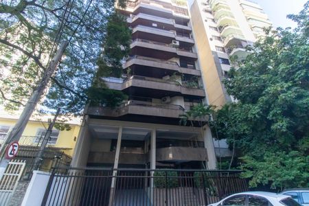 Apartamento à venda com 250m², 3 quartos e 2 vagasFachada