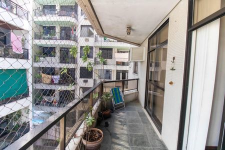 Apartamento à venda com 250m², 3 quartos e 2 vagasVaranda do Quarto 1