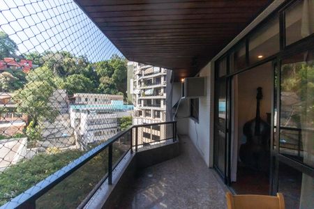Apartamento à venda com 250m², 3 quartos e 2 vagasVaranda da Sala