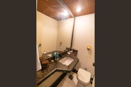 Apartamento à venda com 250m², 3 quartos e 2 vagasLavabo