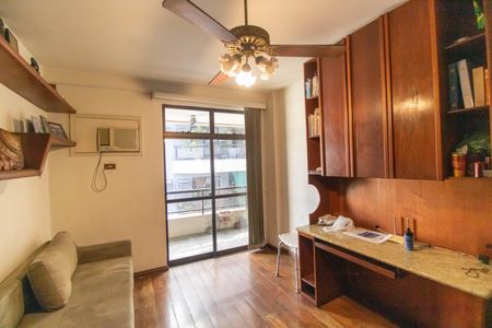 Apartamento à venda com 250m², 3 quartos e 2 vagasQuarto 1